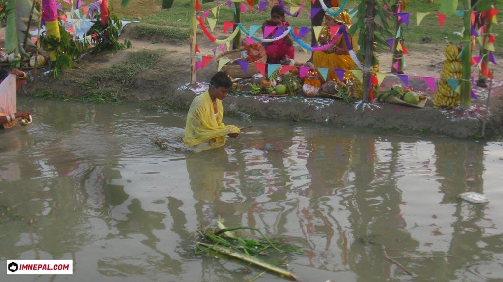 Chhath Puja Image bathing