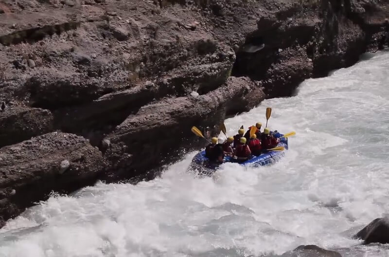 Upper Seti River kayaking rafting in Nepal